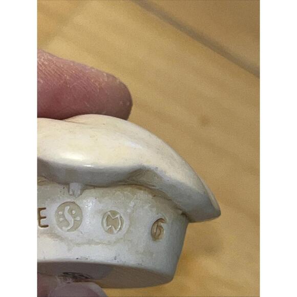 Harmony Kingdom - "Divine" - Frog - Roly Poly - Trinket Box - Picture 8 of 9